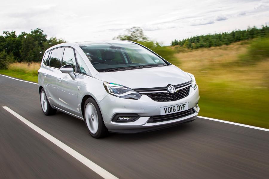  Vauxhall Zafira Tourer 2016 года  (фото 23 из 32)